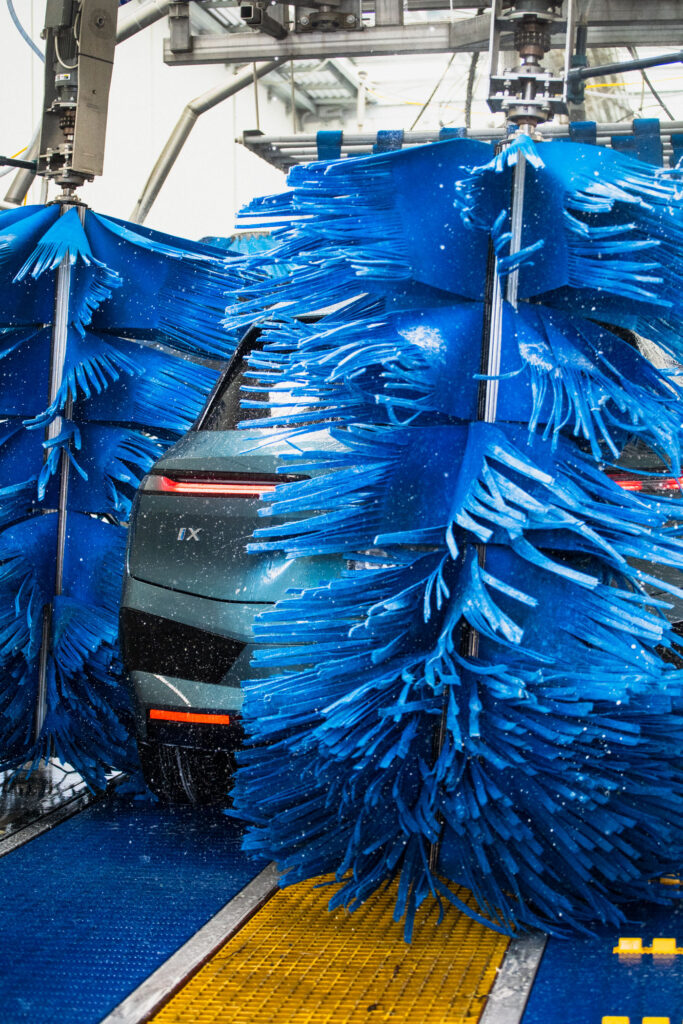 automatic car wash service at magic carwash